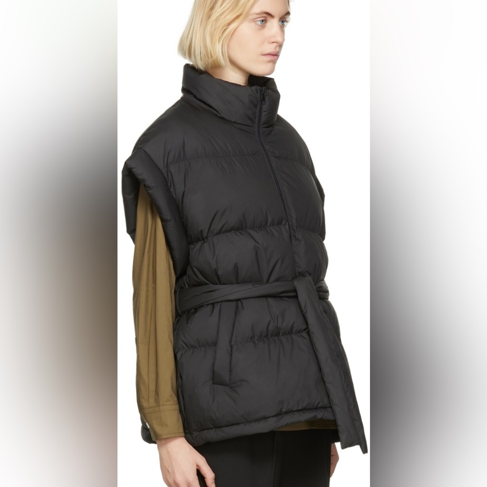 The Frankie Shop Aspen belted down vest in black - Picture 3 of 8